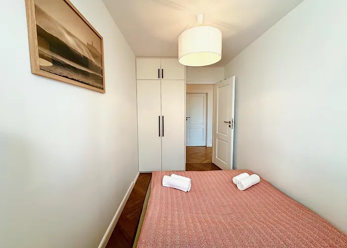 Surf Biskupin * فروتسواف